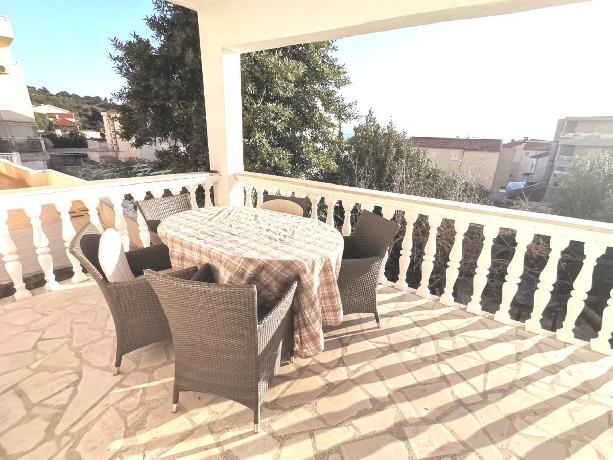 Apt White Idyll, 3 Bedrooms, 3 Bathrooms, Terrace Apt Promajna Exterior foto