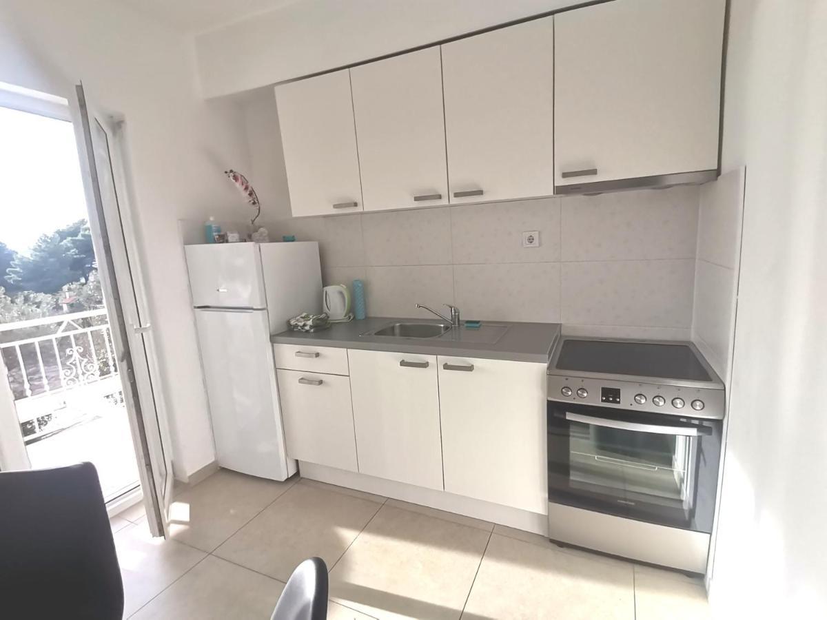 Apt White Idyll, 3 Bedrooms, 3 Bathrooms, Terrace Apt Promajna Exterior foto
