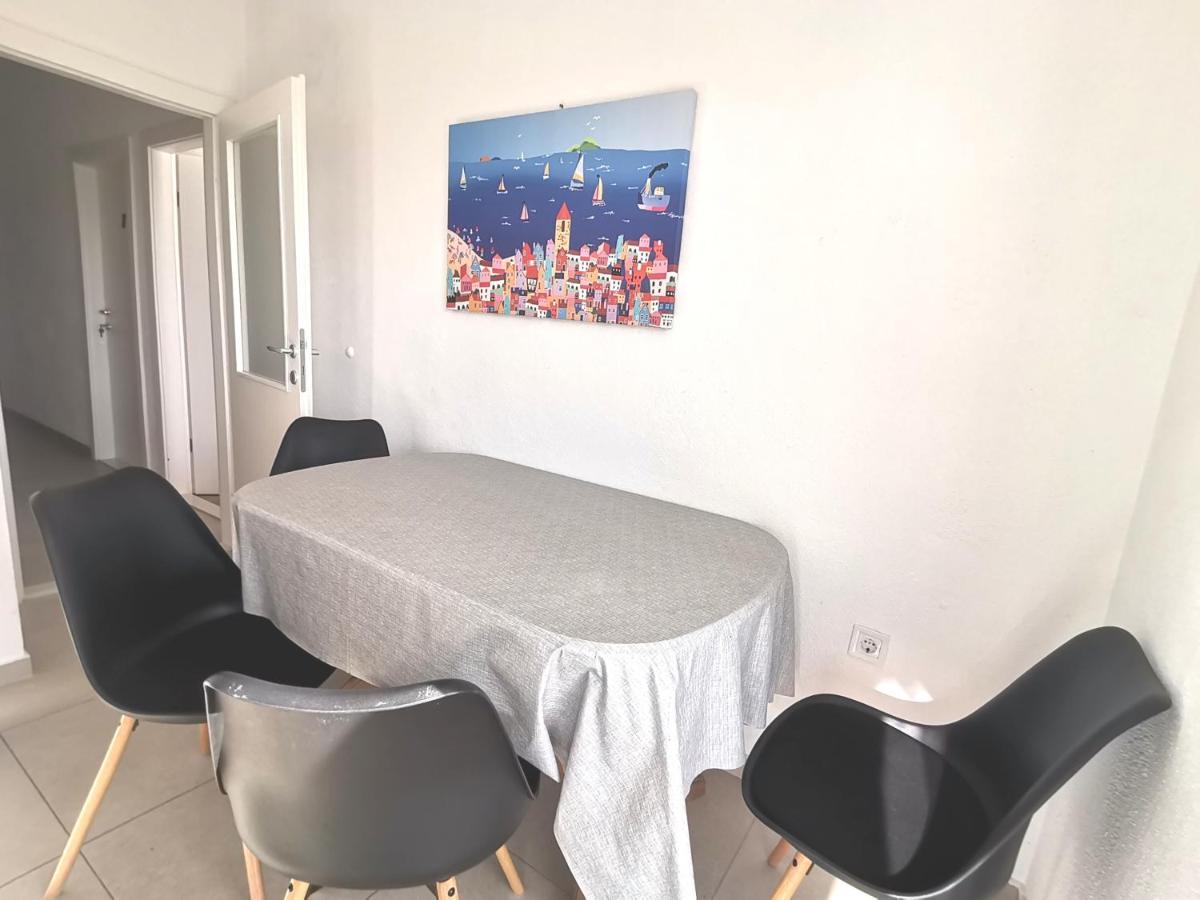 Apt White Idyll, 3 Bedrooms, 3 Bathrooms, Terrace Apt Promajna Exterior foto