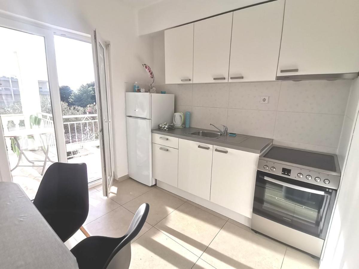 Apt White Idyll, 3 Bedrooms, 3 Bathrooms, Terrace Apt Promajna Exterior foto